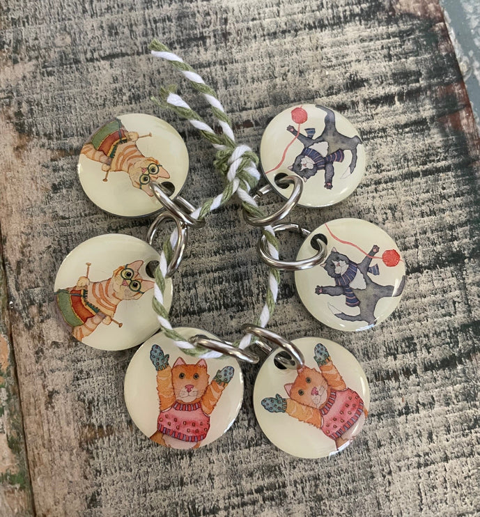 EB Knit Stitch Markers in a Tin