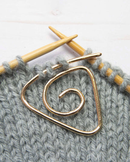 Triangle Spiral Cable Needle | Knitting Notions Tools