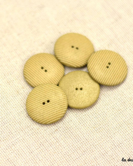 Plouhinec button striped pawn 28 mm