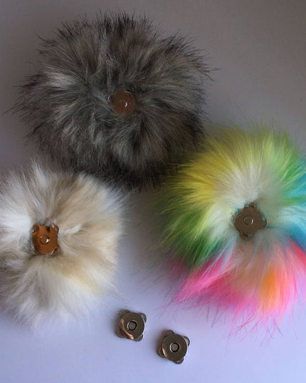 Pom Pom with Snap-Luxury Faux Fur