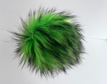Pom Pom with Snap-Luxury Faux Fur