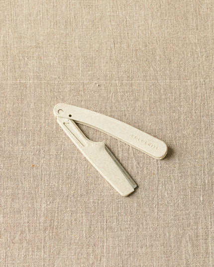 Fuzz Off Comb